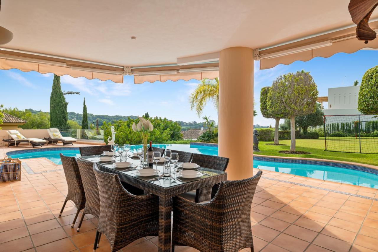 Luxury Villa Robledal By Mabiente - Views Of The Sea And The Golf Course Marbella Exterior photo