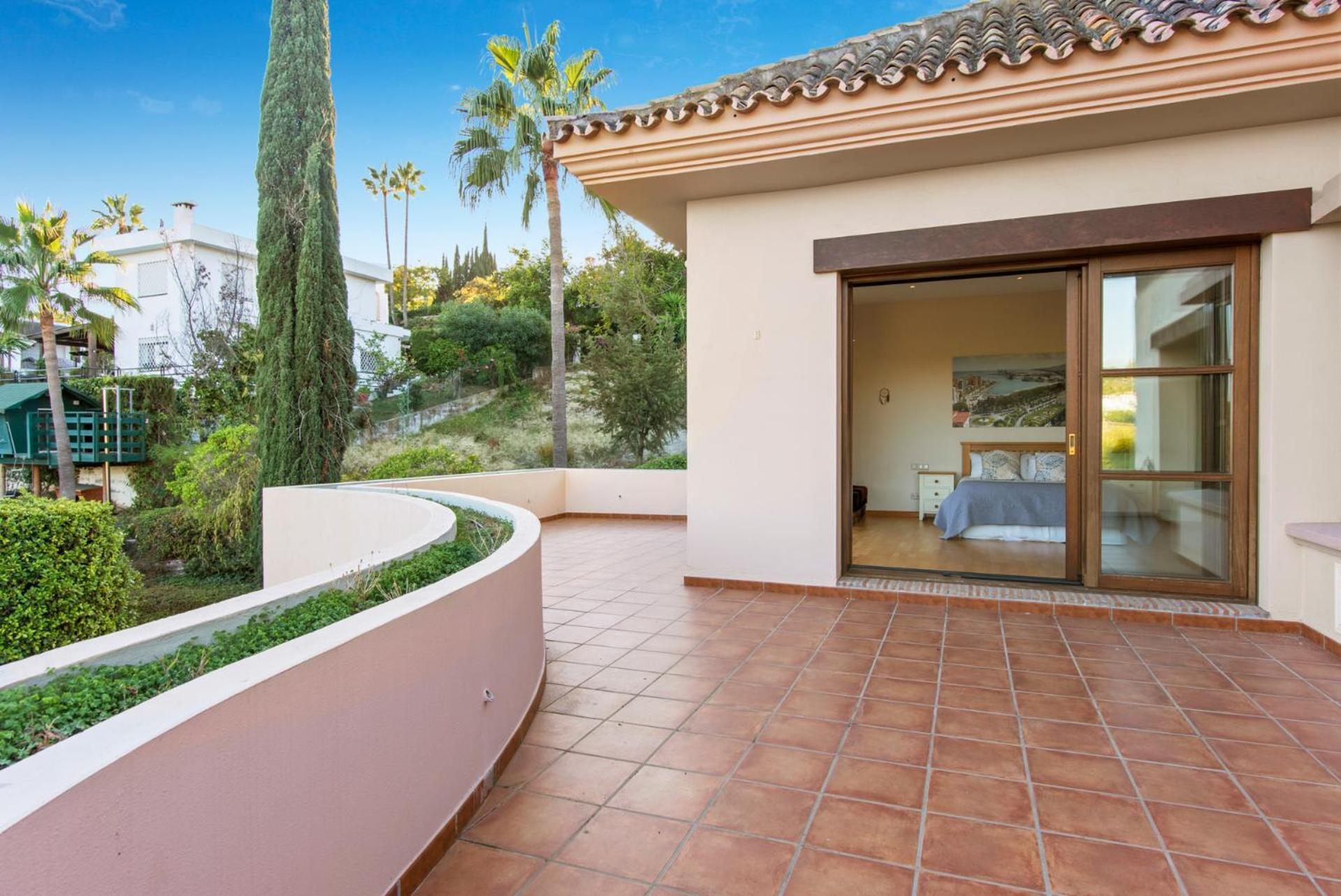 Luxury Villa Robledal By Mabiente - Views Of The Sea And The Golf Course Marbella Exterior photo