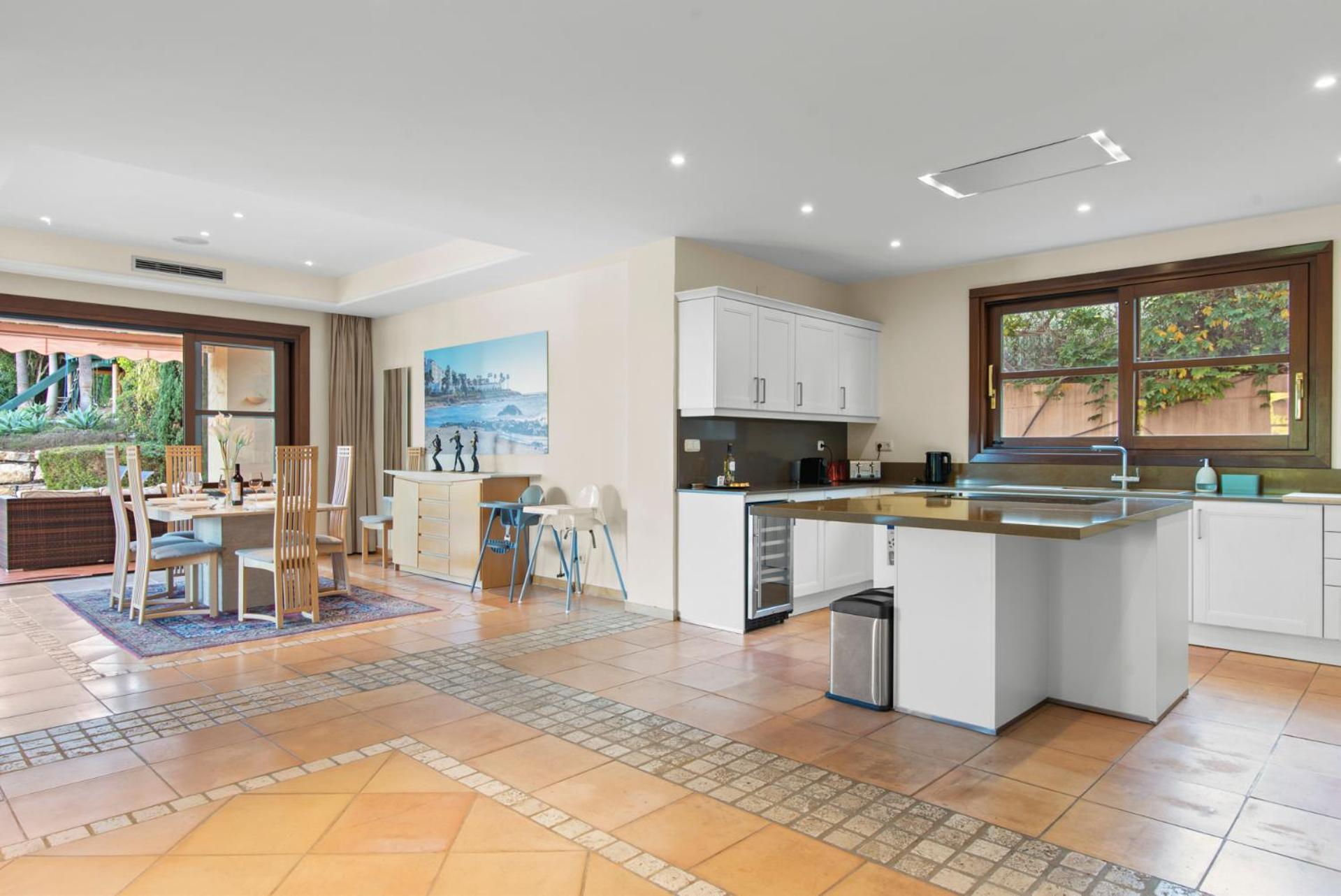 Luxury Villa Robledal By Mabiente - Views Of The Sea And The Golf Course Marbella Exterior photo
